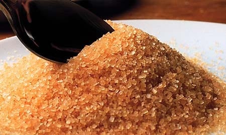 Raw brown cane sugar ICUMSA 600-1200 exported from Brazil
